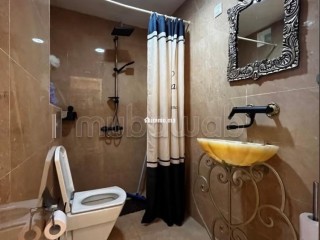 Appartement en vente à Tanger City Center. 3 pièces. Conciergerie à disposition, système de climatisation - Appartement à vendre - Tanger