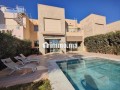 villa-de-haut-standing-vue-sur-golf-pour-famille-small-0