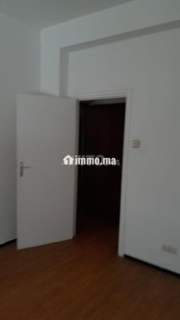 studio-loft-vide-twin-center-gauthier-fille-big-15
