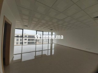 Bureau de 64m² en location à Founty - Bureau à louer - Agadir