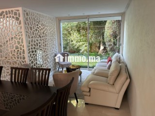 Superbe villa à louer à Riyad. Superficie 400 m². Système de parabole et salon marocain - Villa à louer - Rabat