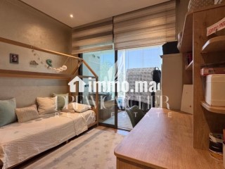 Vente d'un bel appartement à Ville Verte. Surface totale 156 m². Jardin et garage - Appartement à vendre - Autre
