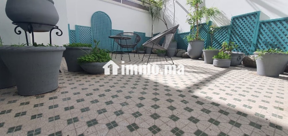 Top appartement VIDE avec terrasse - Location Immobilier - Casablanca - photo 5