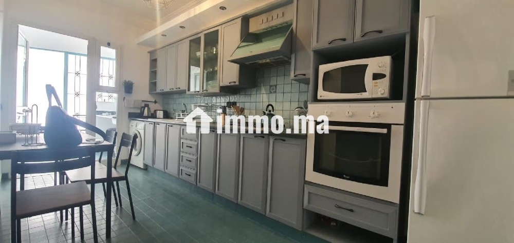 Top appartement VIDE avec terrasse - Location Immobilier - Casablanca - photo 7