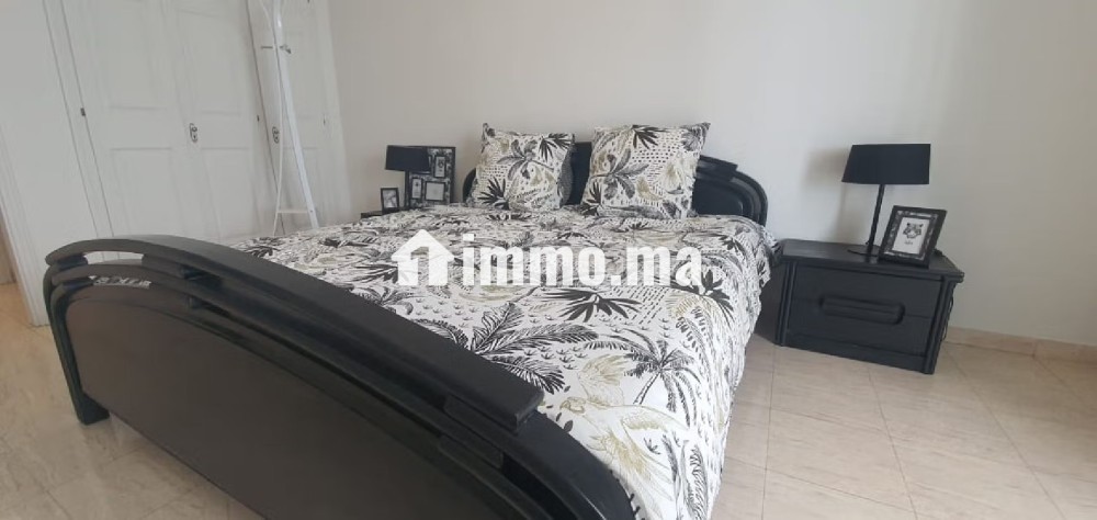 Top appartement VIDE avec terrasse - Location Immobilier - Casablanca - photo 8