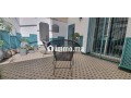 top-appartement-vide-avec-terrasse-small-3