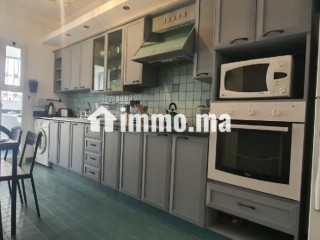 Top appartement VIDE avec terrasse - Appartement à louer - Casablanca