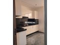 bella-apparemment-a-rout-de-casa-small-0