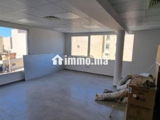 Nouveau immeuble usage bureau à Hay al Fath - Bureau à louer - Rabat