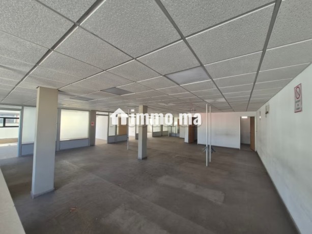 bureaux-a-louer-a-maarif-superficie-300-m2-ascenseur-et-terrasse-big-8