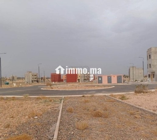 lot-173-m2-deux-facades-sur-double-voie-big-0