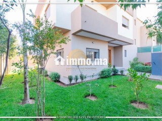 Villa spacieuse avec piscine et jardin à vendre à Targa - Villa à vendre - Marrakech
