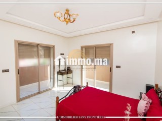 Villa spacieuse avec piscine et jardin à vendre à Targa - Villa à vendre - Marrakech