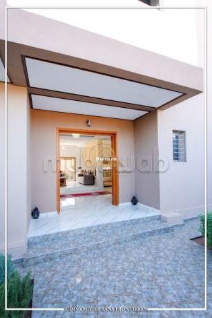 villa-spacieuse-avec-piscine-et-jardin-a-vendre-a-targa-big-13