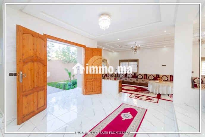 villa-spacieuse-avec-piscine-et-jardin-a-vendre-a-targa-big-6