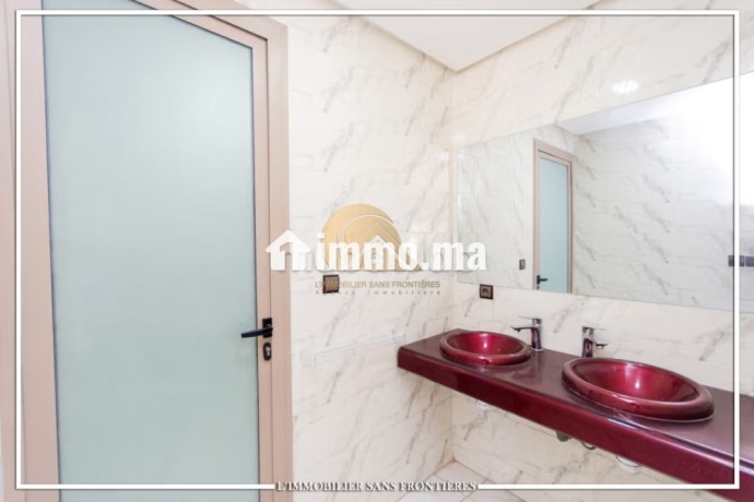 villa-spacieuse-avec-piscine-et-jardin-a-vendre-a-targa-big-8