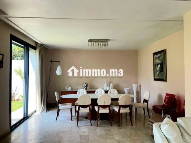 superbe-villa-meublee-avec-prestations-haut-de-gamme-big-8