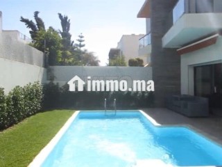 villa-avec-piscine-plage-zla