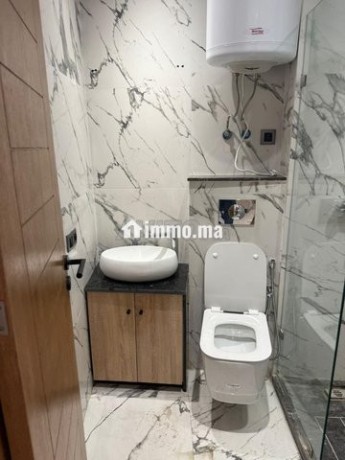 studio-vide-a-louer-55-m2-a-casablanca-big-11