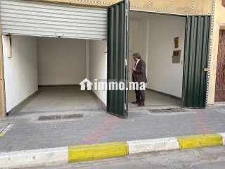 Magasin 139m2 plus Cave en Vente à Hay Adil Casa. - Local commercial à vendre - Casablanca