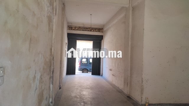 magasin-139m2-plus-cave-en-vente-a-hay-adil-casa-big-1
