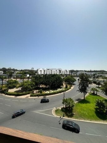 a-louer-170m2-3-chambres-haut-agdal-dernier-etage-big-0