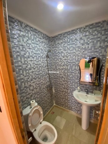 appartements-a-louer-a-chefchaouen-3-pieces-confortables-salon-traditionnel-et-systeme-dantenne-parabolique-big-13