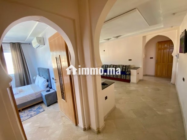 appartements-a-louer-a-chefchaouen-3-pieces-confortables-salon-traditionnel-et-systeme-dantenne-parabolique-big-5