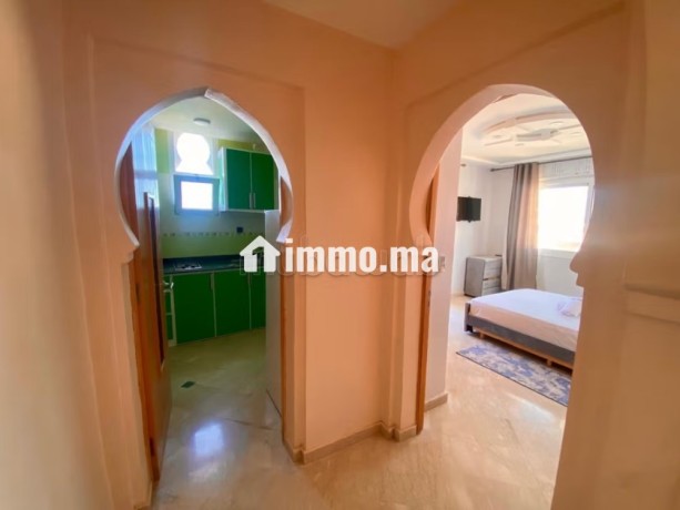 appartements-a-louer-a-chefchaouen-3-pieces-confortables-salon-traditionnel-et-systeme-dantenne-parabolique-big-6