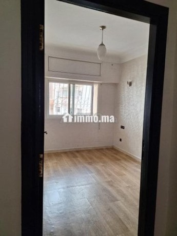 appartement-a-louer-85-m2-a-casablanca-big-1