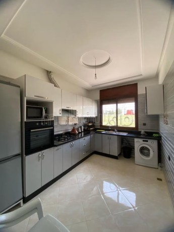 location-saisonniere-a-el-hajeb-2-chambres-places-de-stationnement-et-terrasse-big-8
