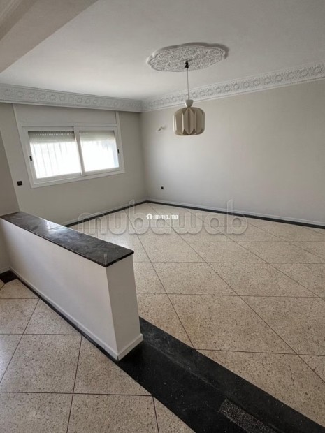Superbe appartement à louer à Agdal. 2 pièces. Garage et terrasse - Location Immobilier - Rabat - photo 3