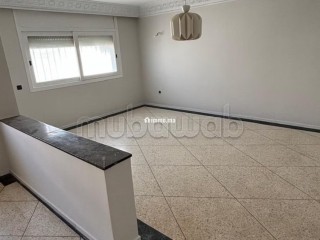 Superbe appartement à louer à Agdal. 2 pièces. Garage et terrasse - Appartement à louer - Rabat