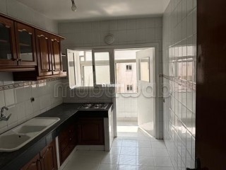Superbe appartement à louer à Agdal. 2 pièces. Garage et terrasse - Appartement à louer - Rabat