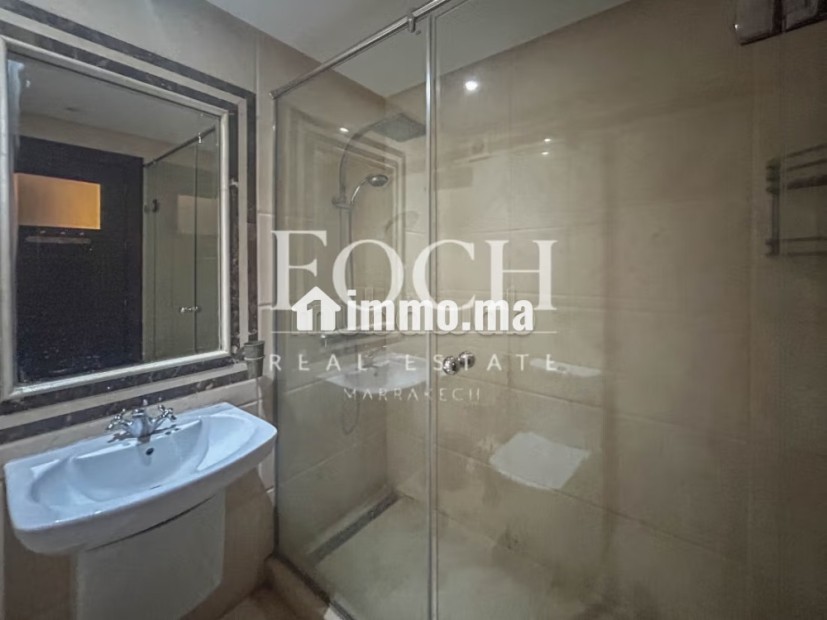 Spacieux, confortable, sobre - Location Immobilier - Marrakech - photo 7
