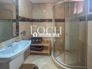 Spacieux, confortable, sobre - Appartement à louer - Marrakech