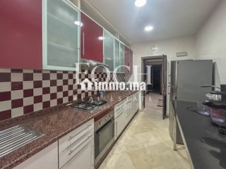 Spacieux, confortable, sobre - Appartement à louer - Marrakech