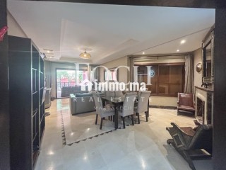 Spacieux, confortable, sobre - Appartement à louer - Marrakech