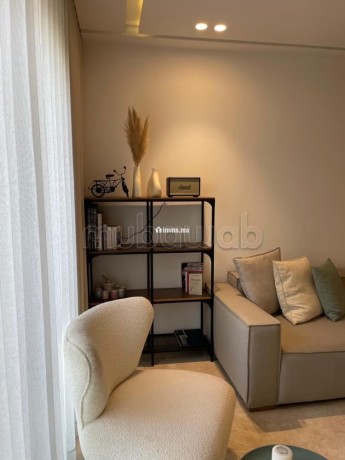tres-bel-appartement-en-location-a-ferme-bretonne-hay-arraha-4-grandes-pieces-meuble-big-2