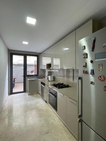 tres-bel-appartement-en-location-a-ferme-bretonne-hay-arraha-4-grandes-pieces-meuble-big-8