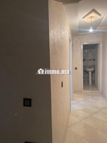 شقة للكراء قريبة من جميع المرافق - Location Immobilier - Settat - photo 4