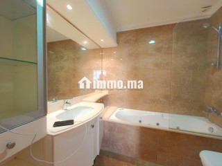 Gauthier, Joli Studio meublé dernier étage - Appartement à louer - Casablanca