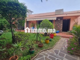Villa à côté de Romandie 1 - Villa à vendre - Casablanca