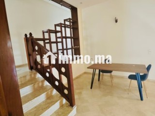 À louer Rez de chaussée élevé 200 m² hay Riad - Appartement à louer - Rabat