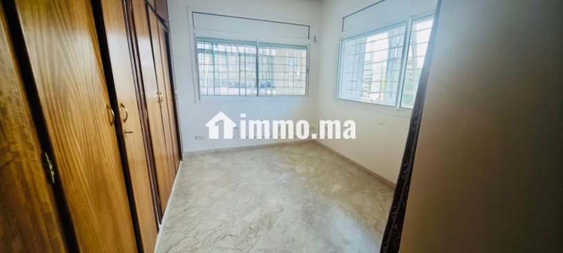 a-louer-rez-de-chaussee-eleve-200-m2-hay-riad-big-8