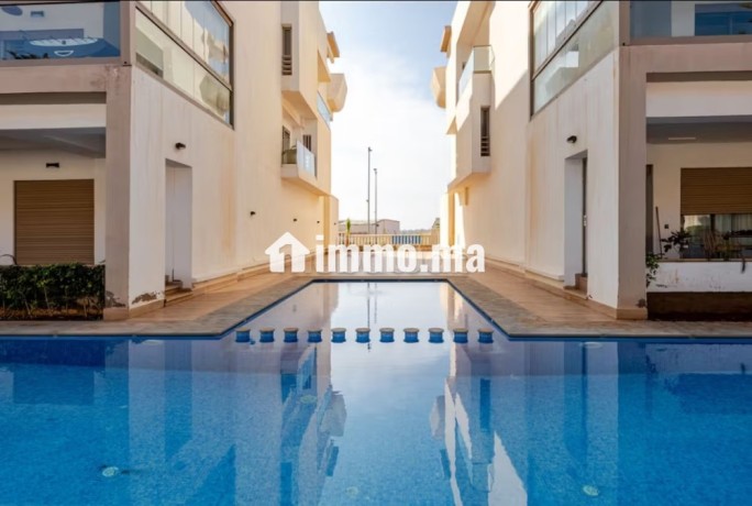location-saisonniere-villa-haut-standing-a-la-siesta-3-pieces-confortables-fenetres-double-vitrage-et-chauffage-central-big-1