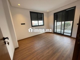 Apt 2 faces Cheikh Khalifa, UM6SS شقة بواجهتين - Appartement à louer - Casablanca