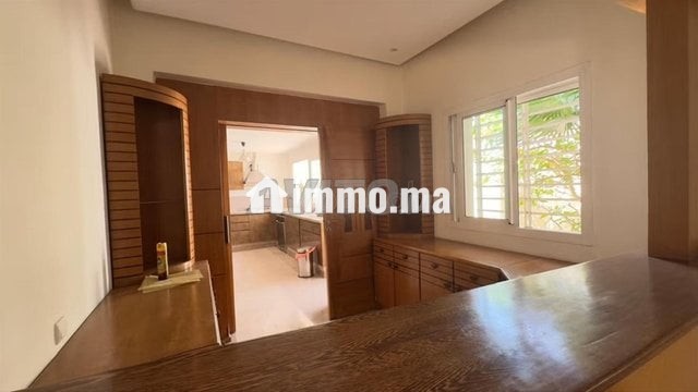VILLA AVEC PISCINE À LOUER À OASISS - Location Immobilier - Casablanca - photo 6