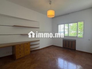 VILLA AVEC PISCINE À LOUER À OASISS - Villa à louer - Casablanca