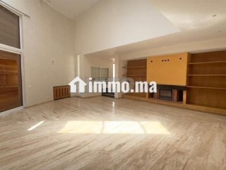VILLA AVEC PISCINE À LOUER À OASISS - Villa à louer - Casablanca